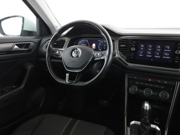 Volkswagen T-Roc I SUV 2.0 TDI 150KM 2018 Volkswagen T-Roc 4x4 DSG full LED panorama virtual, zdjęcie 15