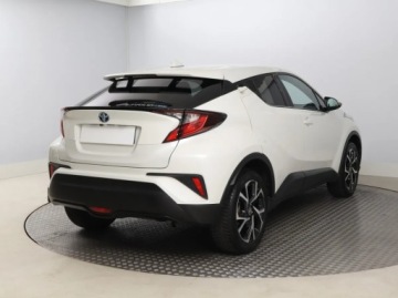 Toyota C-HR I Crossover Facelifting 1.8 Hybrid 122KM 2021 Toyota C-HR 1.8 Hybrid, Salon Polska, Automat, zdjęcie 4