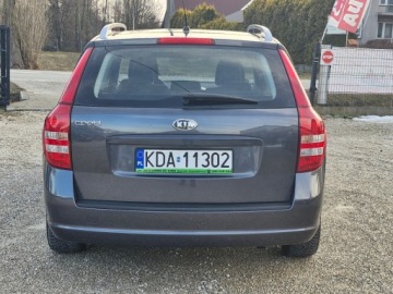 Kia Ceed I SW 2.0 143KM 2009 Kia Ceed 2009 Sliczna 2.0b z Niemiec Zarejestrowana Gwarancja 2.0 Benzyna, zdjęcie 6
