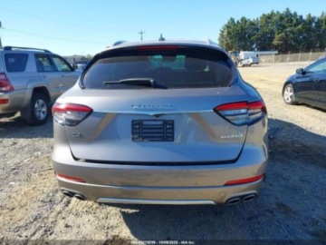 Maserati Levante 2021 Maserati Levante Granlusso 2021 3.0l 3.0 Benzyna 345KM, zdjęcie 4