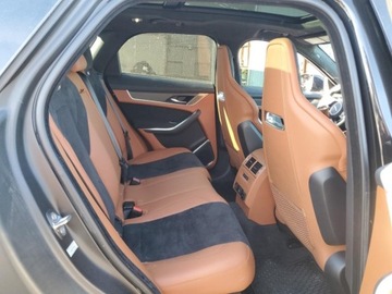 Jaguar F-Pace 2022 Jaguar F-Pace Svr 2022 5.0l 5.0 Benzyna 542KM, zdjęcie 10