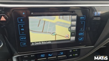 Toyota Auris II Touring Sports Facelifting 1.8 Hybrid 136KM 2016 Toyota Auris 1.8Hybryda Panorama Navi kamera climatronic 100 bezwypadek, zdjęcie 38