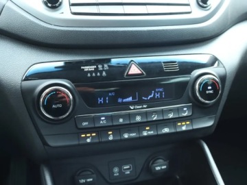 Hyundai Tucson III SUV 1.7 CRDI 115KM 2015 Hyundai Tucson 1.7 CRDi, Salon Polska, Klima, zdjęcie 12