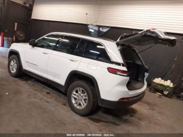 Jeep 2023 Jeep Grand Cherokee Laredo, 2023r., 4x4, 3.6L 3.6 Benzyna 293KM, zdjęcie 3