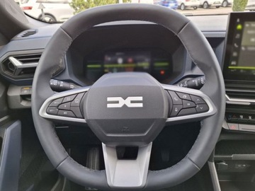 Dacia Bigster 1.2 TCe 140KM 2025 Expression LPG 1.2 TCe mHEV 140KM / Pakiet Zimowy Plus, zdjęcie 5