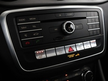 Mercedes CLA C117 Shooting Brake Facelifting 1.6 200 156KM 2017 Mercedes CLA 200 automat full LED navi panorama, zdjęcie 25