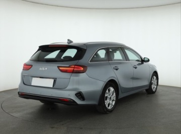 Kia Ceed III Kombi Facelifting 1.5 T-GDI 160KM 2022 Kia Ceed 1.5 T-GDI MHEV, Salon Polska, zdjęcie 4