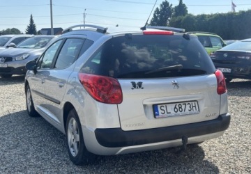 Peugeot 207 SW 1.4 VTi 95KM 2009 Peugeot 207 2009r. 1.4 Benzyna 95KM, zdjęcie 3