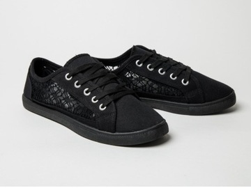 CZARNE KORONKOWE TENISÓWKI DAMSKIE 40