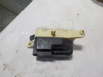 TOYOTA YARIS 2004 1.0B БЛОК ПРЕДОХРАНИТЕЛЕЙ