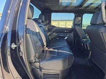 Toyota Tundra II 2024 Toyota Tundra Platinum Hybrid Crewmax Short Bed 2024 3.4 Hybryda 437KM, zdjęcie 13