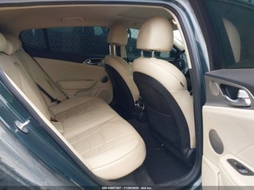 Kia Stinger 2023 Kia Stinger 2023 r., 3,3 GT2 AWD 3.3 Benzyna 368KM, zdjęcie 9