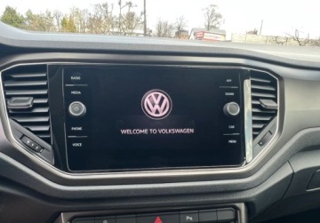 Volkswagen T-Roc I SUV 1.0 TSI 115KM 2020 Volkswagen T-Roc Kamera Elektryczna klapa Zmieniarka Klimatronik Benzyna, zdjęcie 10