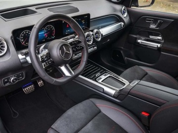 Mercedes GLB SUV Facelifting 2.0 220 190KM 2025 MERCEDES-BENZ GLB 220 4-Matic AMG Line 2.0 (190KM) 2025, zdjęcie 6