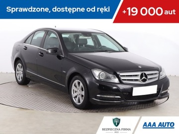 Mercedes Klasa C W204 Limuzyna 2.2 200 CDI BlueEFFICIENCY 136KM 2011 Mercedes C C 200 CDI, Salon Polska, Automat