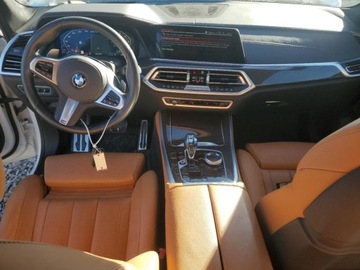 BMW X5 G05 2021 BMW X5 M50i 2021 4.4l 4.4 Benzyna 523KM, zdjęcie 8