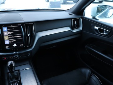 Volvo XC60 II Crossover D3 150KM 2018 Volvo XC60 D3, Salon Polska, Serwis ASO, Skóra, zdjęcie 7