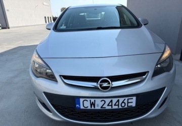 Opel Astra J Sedan 1.6 Twinport ECOTEC 115KM 2016 Opel Astra salon PL stan idealny po serwisie 1.6 Benzyna 115KM, zdjęcie 3