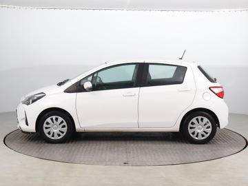 Toyota Yaris III Hatchback 5d Facelifting 2017 1.5 Dual VVT-iE 111KM 2018 Toyota Yaris 1.5 Dual VVT-i, Salon Polska, GAZ, zdjęcie 2