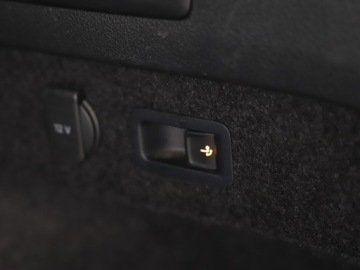 Volkswagen Passat B8 2020 Volkswagen Passat Variant GTE 218 KM Hybryda Plug-, zdjęcie 25