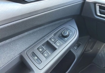 Volkswagen Golf VIII Hatchback Facelifting 1.5 eTSI mHEV 150KM 2025 Volkswagen Golf Life Plus 1.5 TSI eHybrid PHEV 150KM DSGc 1.5 Hybryda 150KM, zdjęcie 21