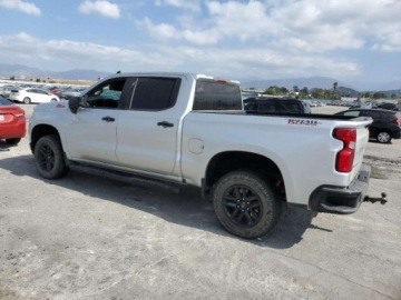 Chevrolet Silverado II 2021 Chevrolet Silverado K1500 Lt Trail Boss 2021 5.3 Benzyna 355KM, zdjęcie 1