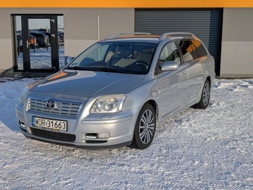 Toyota Avensis II Kombi 2.0 D-4D 116KM 2003 Toyota Avensis Klima Tempomat Serwis Gwarancja 2.0 Diesel 116KM, zdjęcie 1