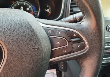 Renault Megane IV Hatchback 5d 1.2 Energy TCe 100KM 2016 Renault Megane LED Bezwypadkowa Serwis GetHelp 1.2 Benzyna 100KM, zdjęcie 16