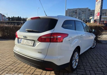 Ford Focus III Kombi Facelifting 1.0 EcoBoost 125KM 2017 Ford Focus Super Stan NAVI - Kamera - 114 Tkm - Zarejstrowany 125KM, zdjęcie 4