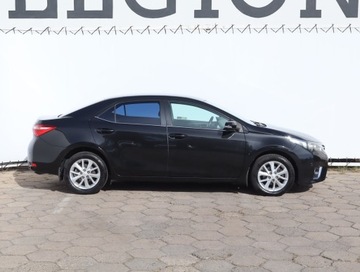 Toyota Corolla X Sedan Facelifting 1.6 Valvematic 132KM 2014 Toyota Corolla 1.6 Valvematic, Salon Polska, zdjęcie 5