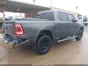  RAM 1500 2022r., Laramie, od ubezpieczalni 5.7 Benzyna 395KM, zdjęcie 6