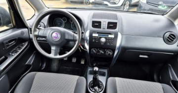 Fiat Sedici 1.6 16v 120KM 2010 Fiat Sedici BENZYNA KLIMATYZACJA super okazja polecamy 1.6 Benzyna, zdjęcie 36