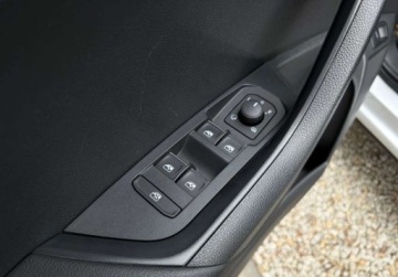 Skoda Karoq Crossover 1.5 TSI ACT 150KM 2018 Skoda Karoq 1.5 TSI 150KM FABRYCZNY LAKIER manual GWARANCJA bezwypadkowa, zdjęcie 31