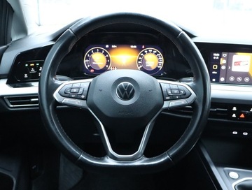 Volkswagen Golf VIII Hatchback 1.0 TSI 110KM 2022 VW Golf 1.0 eTSI, Salon Polska, VAT 23%, Klima, zdjęcie 19