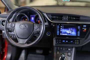 Toyota Auris II 2017 Toyota Auris Hybrid 135 Selection 1.8 Hybryda 99KM, zdjęcie 22