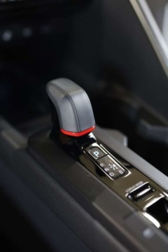 Toyota C-HR II SUV 2.0 Hybrid Dynamic Force 197KM 2024 Toyota C-HR 2.0 Hybrid Dynamic Force GR Sport 2.0 Hybryda 197KM, zdjęcie 10