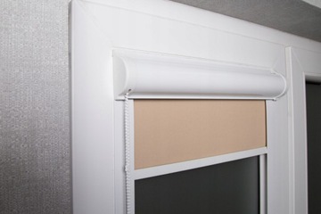 Roleta w kasecie Pcv ZACIEMNIAJĄCA 100% BALKONOWA