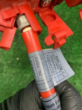 BMW 5 E61 KLIKA PLUSOVÁ KABEL PLUS AKUMULÁTORU 6989781 6989782
