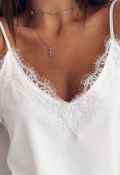 ТОП с V-образным вырезом и кружевной блузкой-ресничками черный