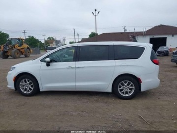 Chrysler Pacifica II 2023 Chrysler Pacifica 2023r., TOURING L, od ubezpieczalni 3.6 Benzyna 287KM, zdjęcie 3