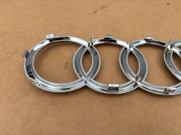 AUDI A3 A4 A6 ZNAK PŘEDNÍ 582710080