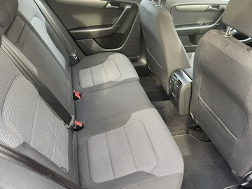 Volkswagen Passat B7 Variant 2.0 TDI CR DPF BlueMotion 140KM 2013 Volkswagen Passat 2.0 TDI Navi Klimatronic Kamera, zdjęcie 6