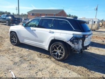Jeep Grand Cherokee V 2023 Jeep Grand Cherokee Summit Reserve 2023 3.6 Benzyna 293KM, zdjęcie 3
