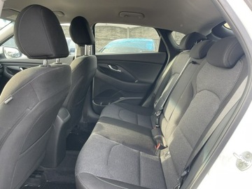 Hyundai i30 III 2023 Hyundai i30 Fast back Kliamtronik Podgrzewanie LED, zdjęcie 10