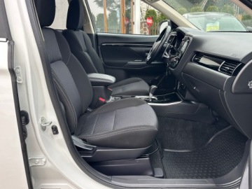 Mitsubishi Outlander III SUV Facelifting 2017 2.0 150KM 2019 MITSUBISHI OUTLANDER 2019*2.0 MIVEC 150 KM*DIAMANT *KAMERA*LED*AUTOMAT*ASO, zdjęcie 24