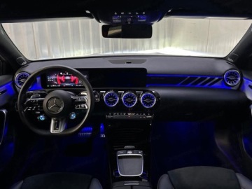 Mercedes Klasa A W177/V177 Hatchback AMG Facelifting 2.0 A35 306KM 2026 35 4M Pakiet AMG Premium + Zimowy + AMG Night + Burmester, zdjęcie 5