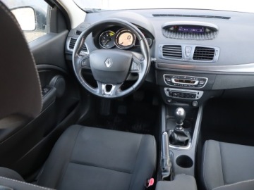 Renault Megane III Hatchback Facelifting 2013 dCi 110KM 2013 Renault Megane 1.5 dCi, Salon Polska, Klima, zdjęcie 6