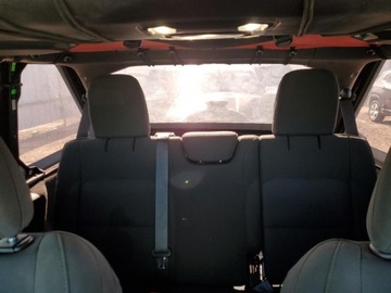 Jeep Wrangler IV 2023 Jeep Wrangler Sport 2023 3.6l 3.6 Benzyna 285KM, zdjęcie 5