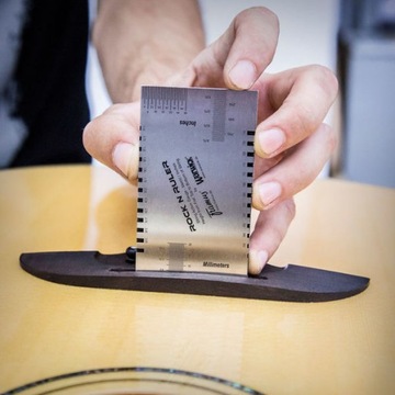 Устройство для измерения действия струны Rock n Ruler