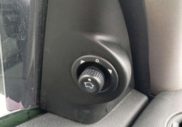 Ford Mondeo III Sedan 2.0 145KM 2001 Ford Mondeo Zarejestrowany - ubezpieczony - benzyna 2.0 Benzyna 145KM, zdjęcie 26